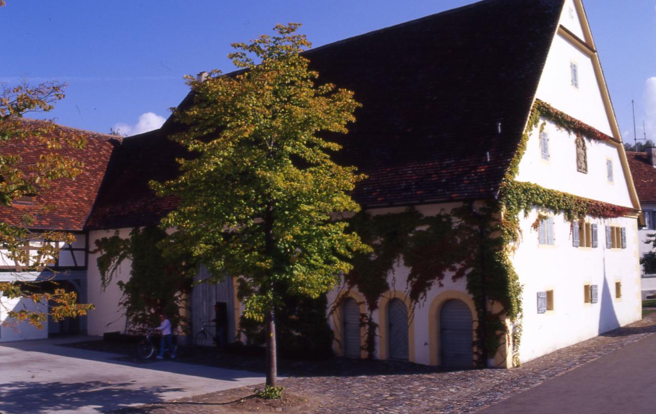 Markgraeflich Badischer Gasthof Schwanen Salem  Dış mekan fotoğraf